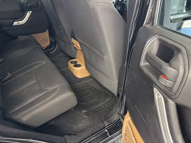 2014 Black Clearcoat Jeep Wrangler Unlimited Sahara 4X4 SUV