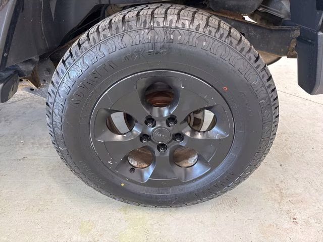 2014 Black Clearcoat Jeep Wrangler Unlimited Sahara 4X4 SUV