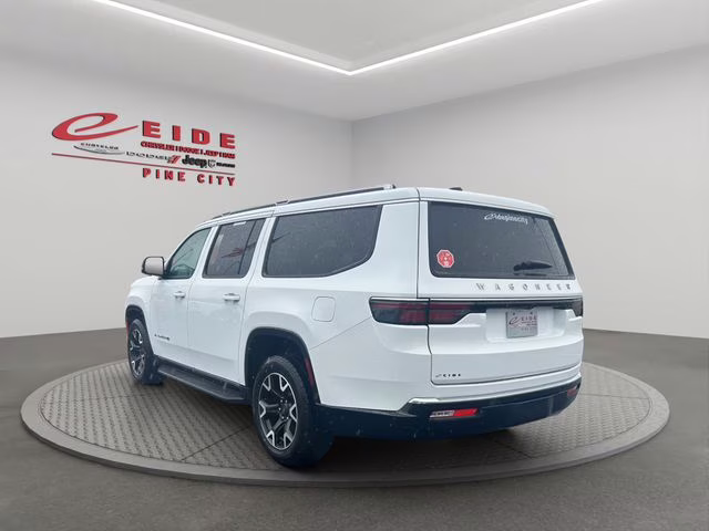 2025 Bright White Clearcoat Jeep Wagoneer L Series III 4X4 SUV