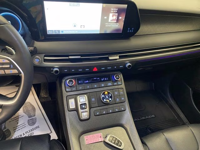 2025 Typhoon Silver Hyundai Palisade Limited AWD SUV