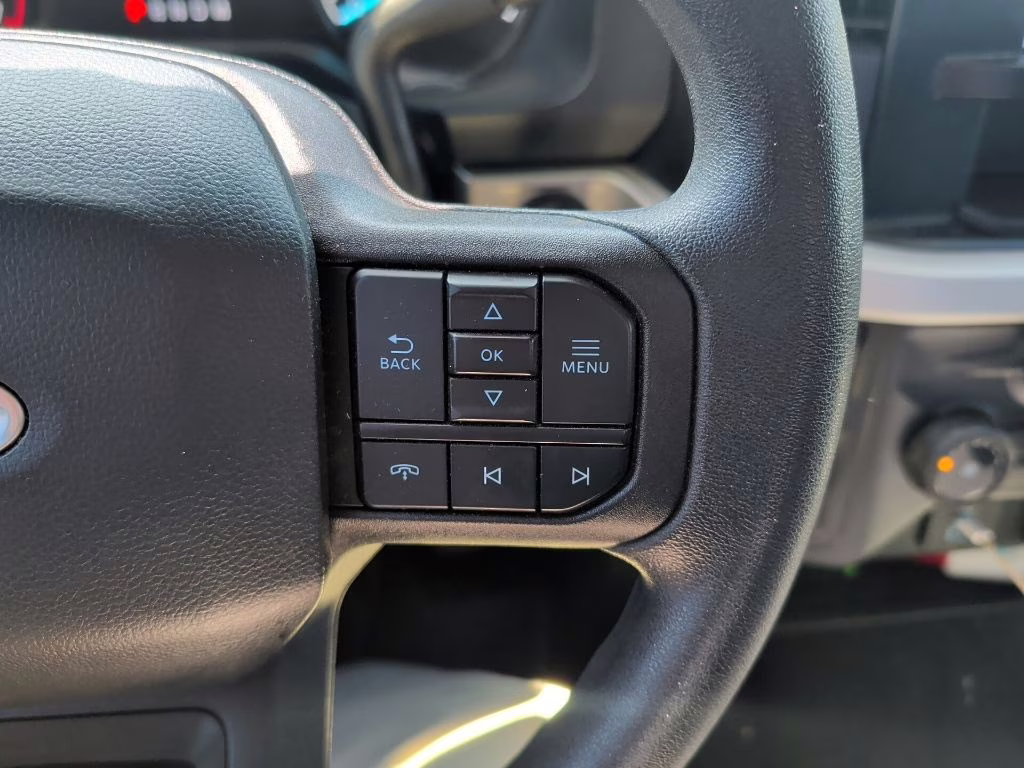 2024 Oxford White Ford Super Duty F-250 SRW XL 4X4 Truck