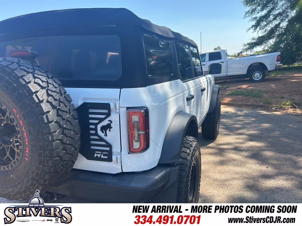 2022 Oxford White Ford Bronco Badlands 4X4 SUV