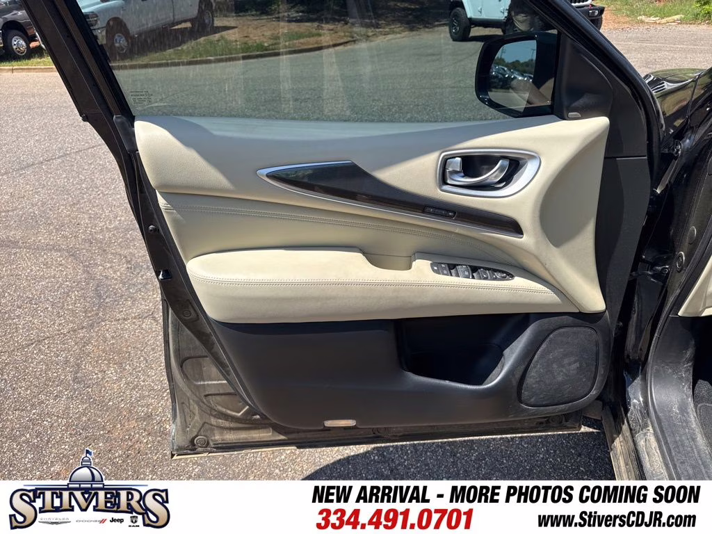 2019 Black Obsidian INFINITI QX60 LUXE FWD SUV