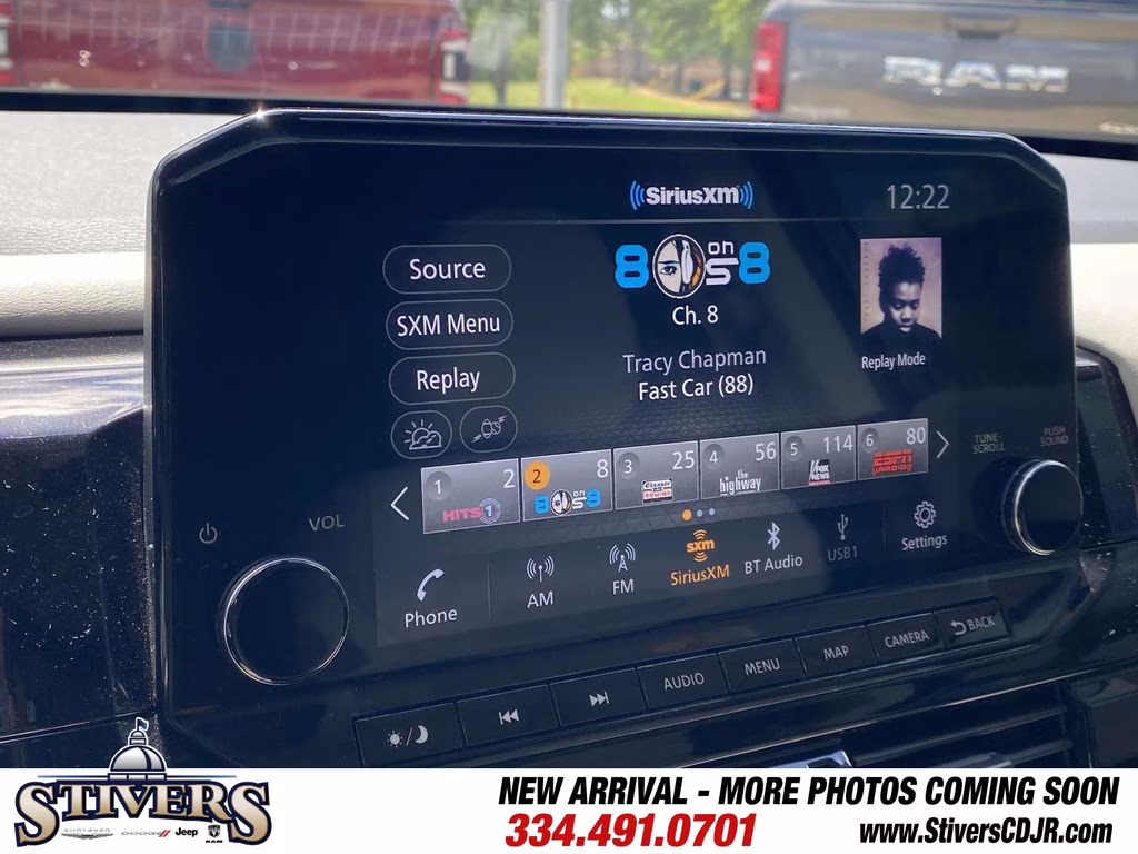 2022 Gun Metallic Nissan Pathfinder SL FWD SUV