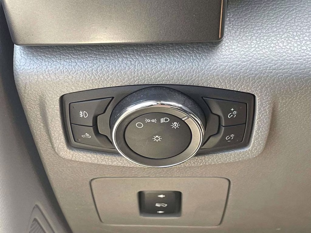 2016 Blue Jeans Metallic Ford F-150 XLT RWD Truck