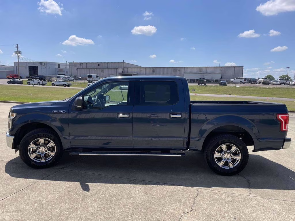 2016 Blue Jeans Metallic Ford F-150 XLT RWD Truck
