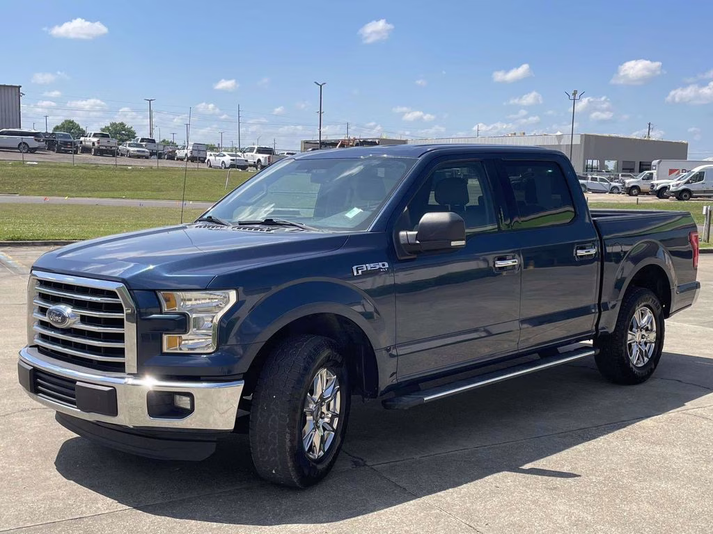 2016 Blue Jeans Metallic Ford F-150 XLT RWD Truck