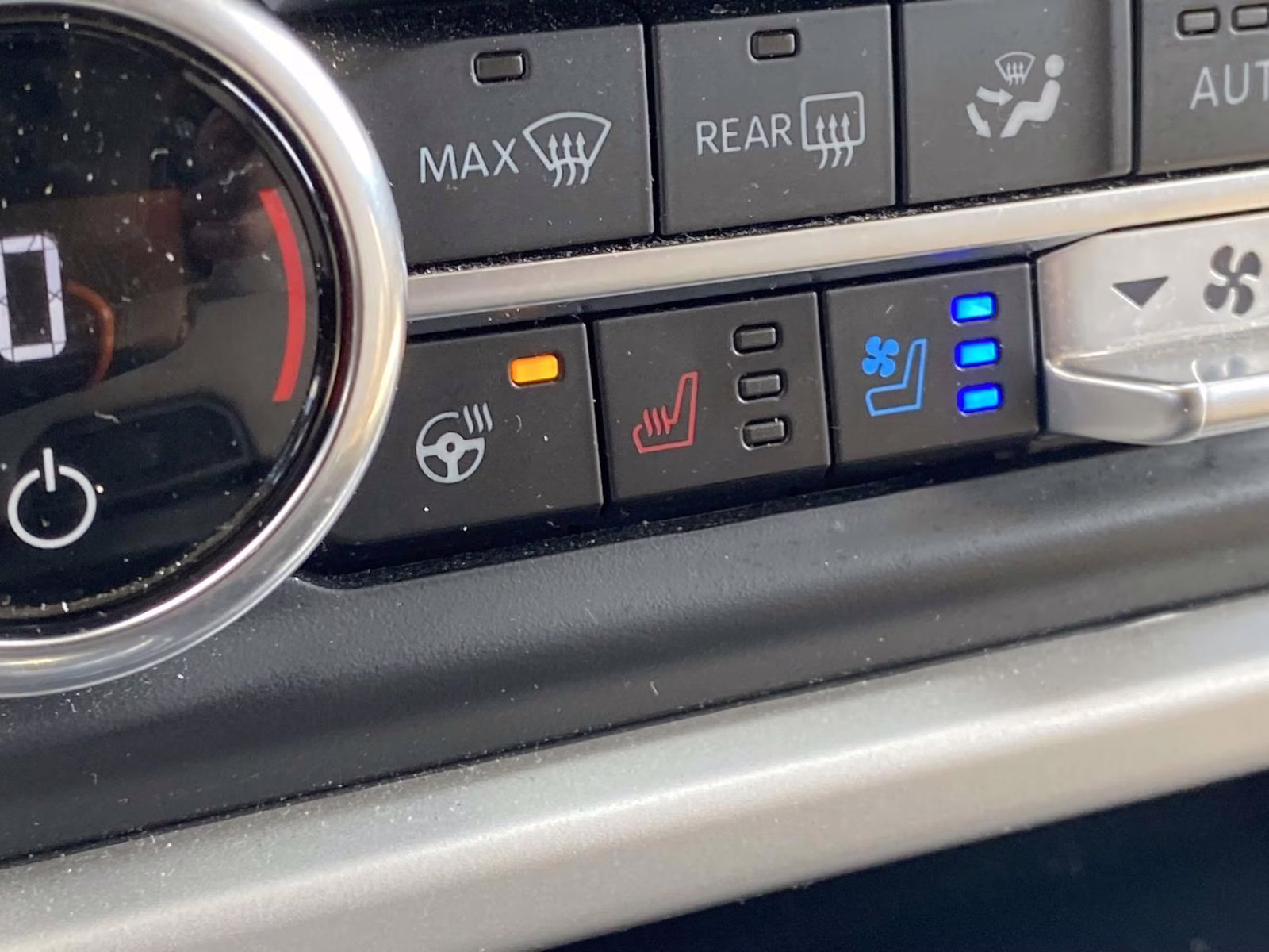 2023 White Metallic Ford Expedition XLT RWD SUV