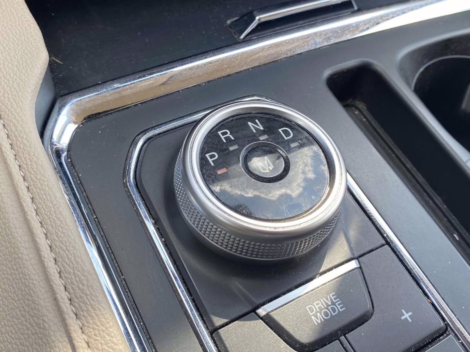 2023 White Metallic Ford Expedition XLT RWD SUV