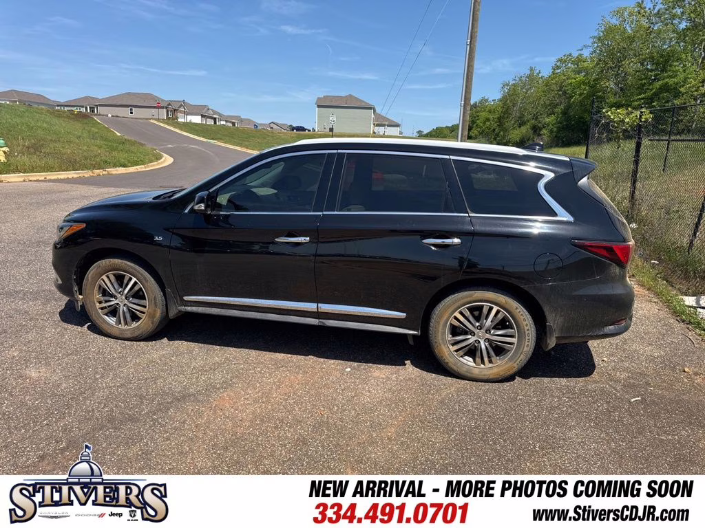2019 Black Obsidian INFINITI QX60 LUXE FWD SUV