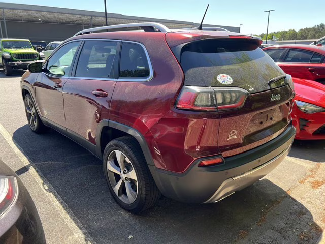 2021 Velvet Red Pearlcoat Jeep Cherokee Limited FWD SUV
