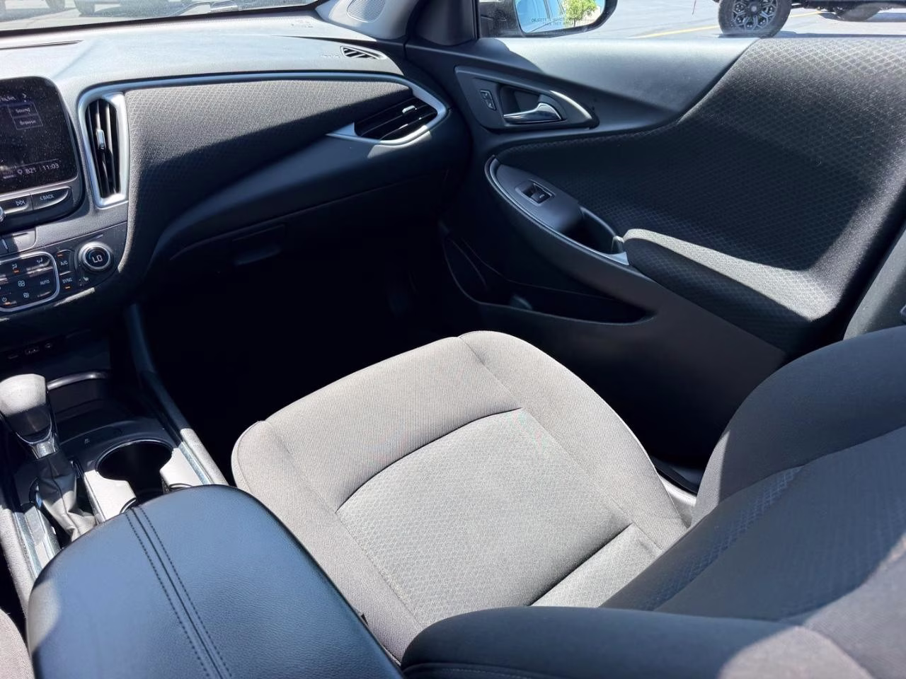 2023 Mineral Gray Metallic Chevrolet Malibu LT 1LT FWD Sedan