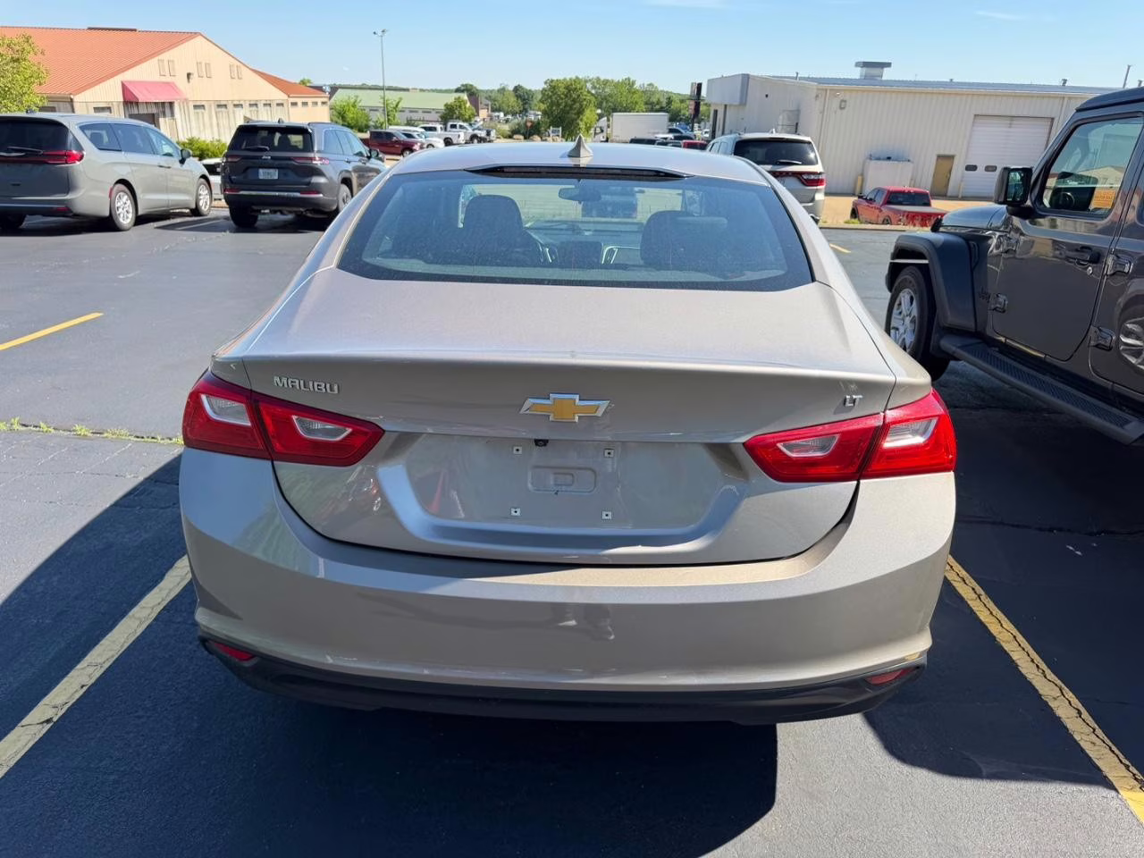 2023 Mineral Gray Metallic Chevrolet Malibu LT FWD Sedan