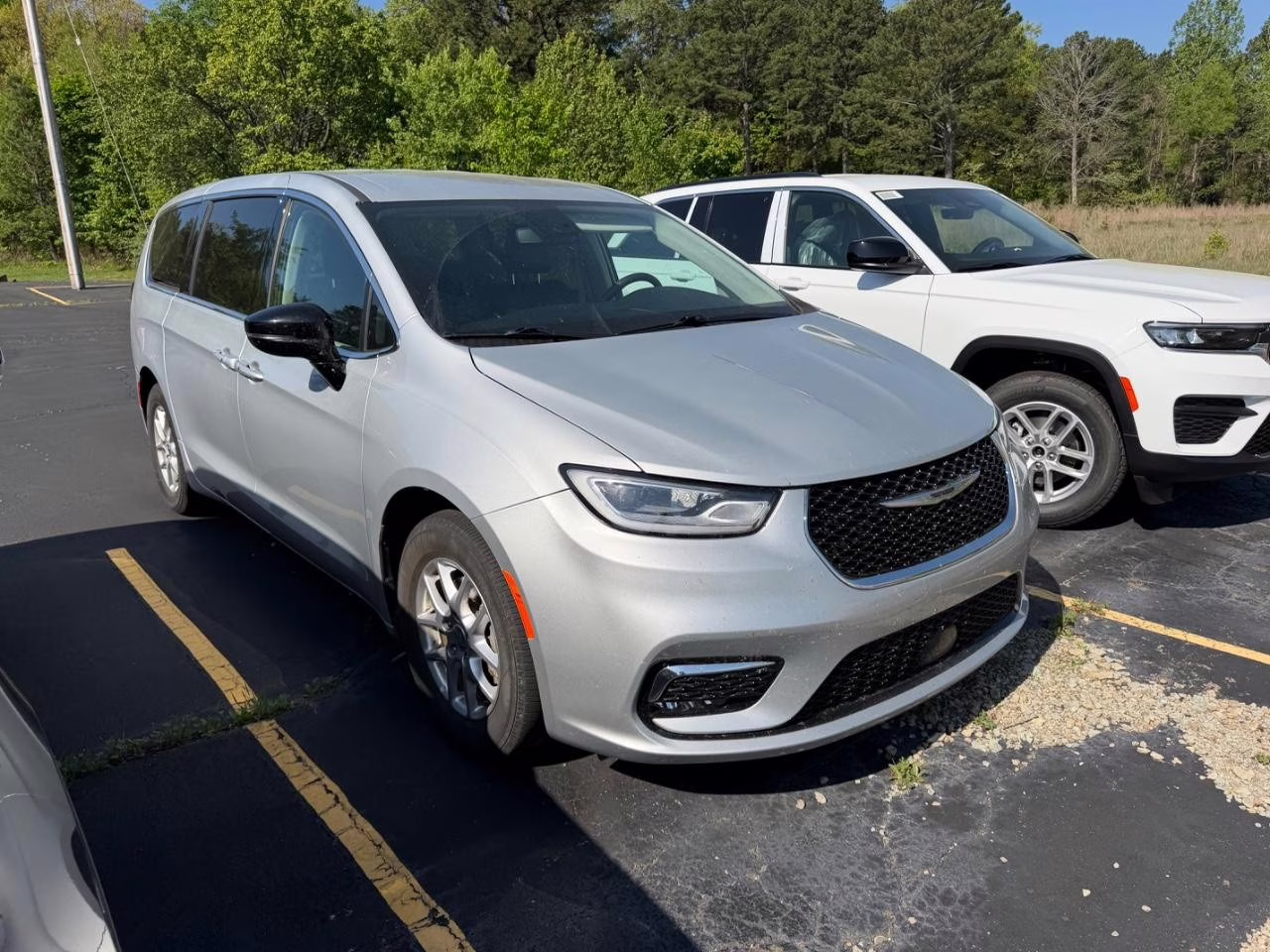 2024 Silver Mist Clearcoat Chrysler Pacifica Touring L FWD Van
