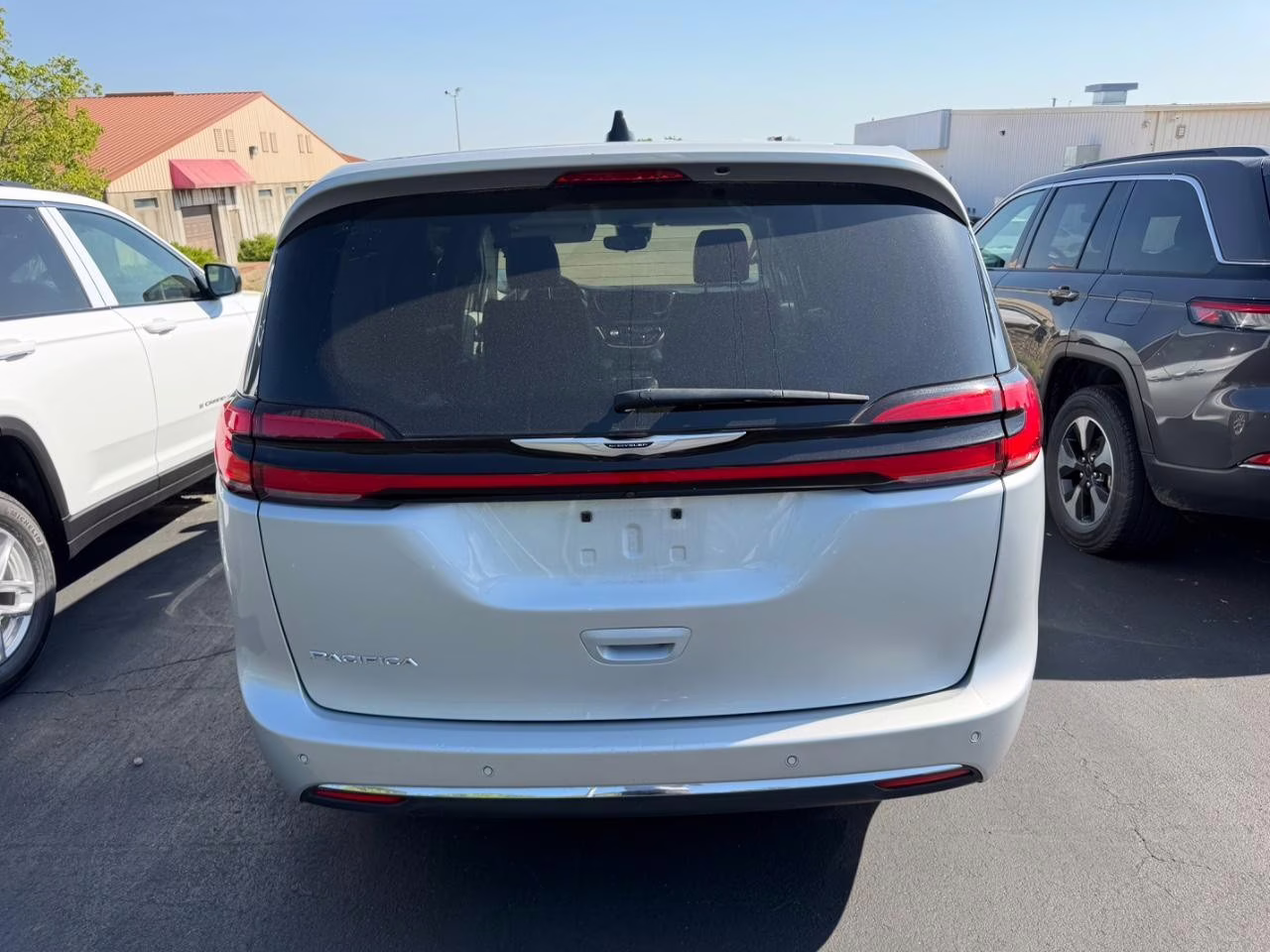2024 Silver Mist Clearcoat Chrysler Pacifica Touring L FWD Van