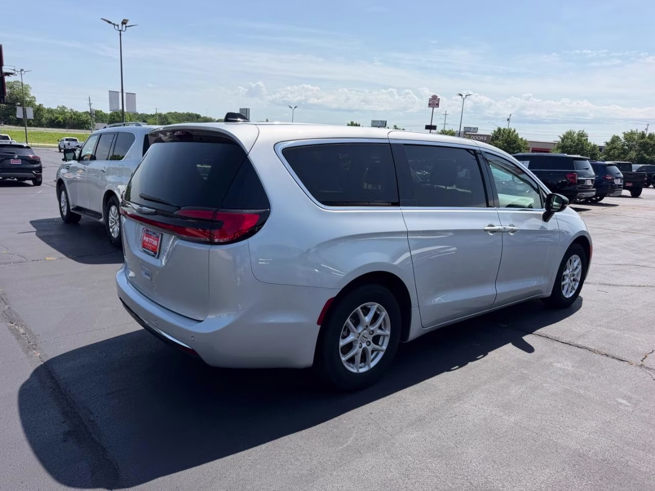 2024 Silver Mist Clearcoat Chrysler Pacifica Touring L FWD Van