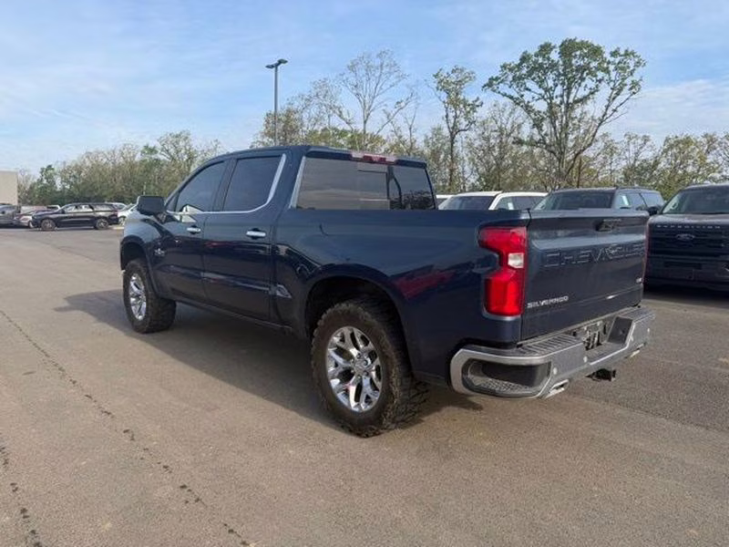 2023 Northsky Blue Metallic Chevrolet Silverado LTZ 4X4 Truck