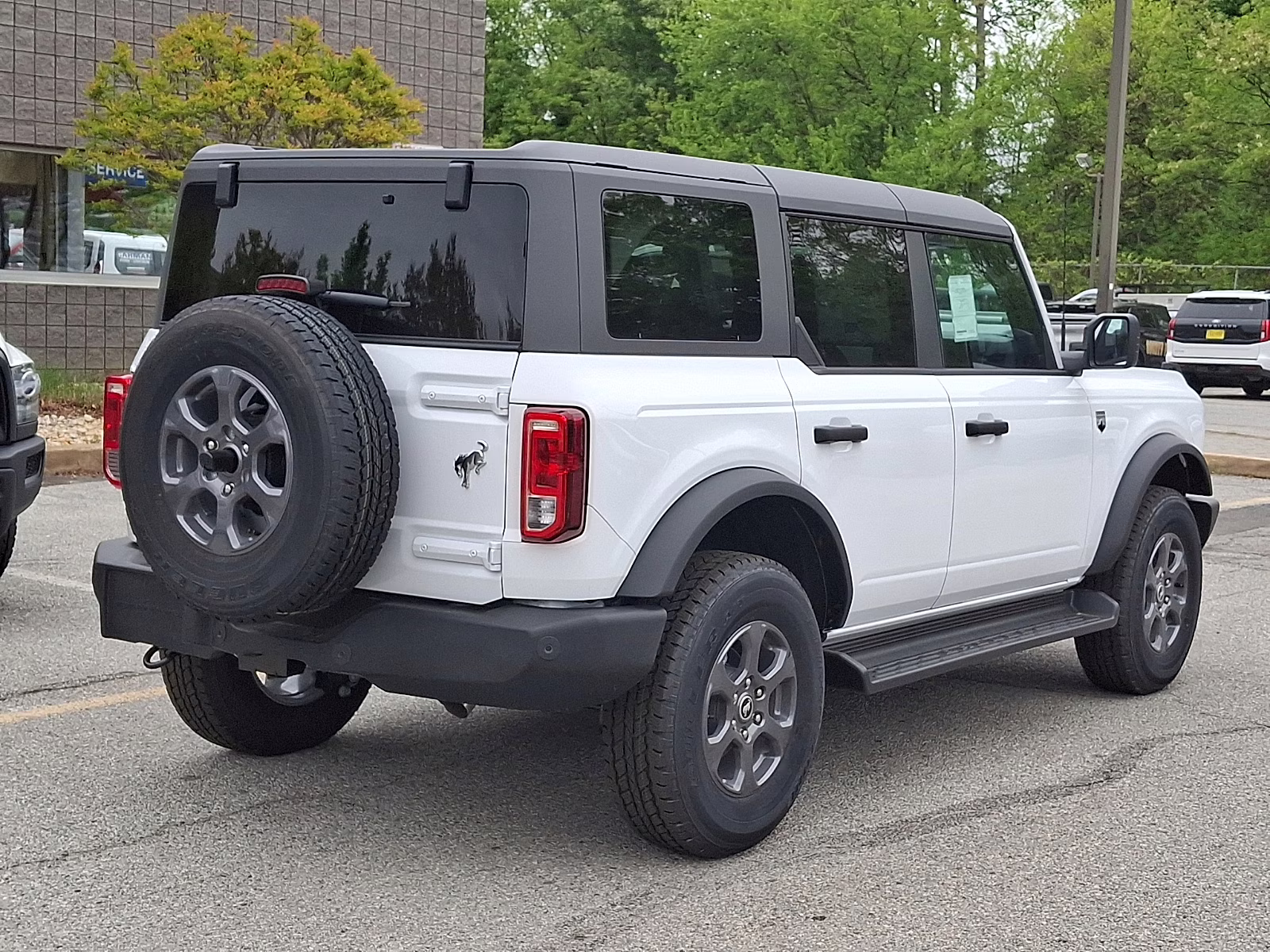 2026 Oxford White - YZ Ford Bronco Big Bend 4X4