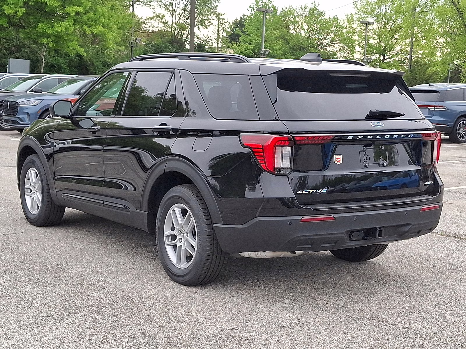 2026 Agate Black Metallic - UM Ford Explorer Active 4X4