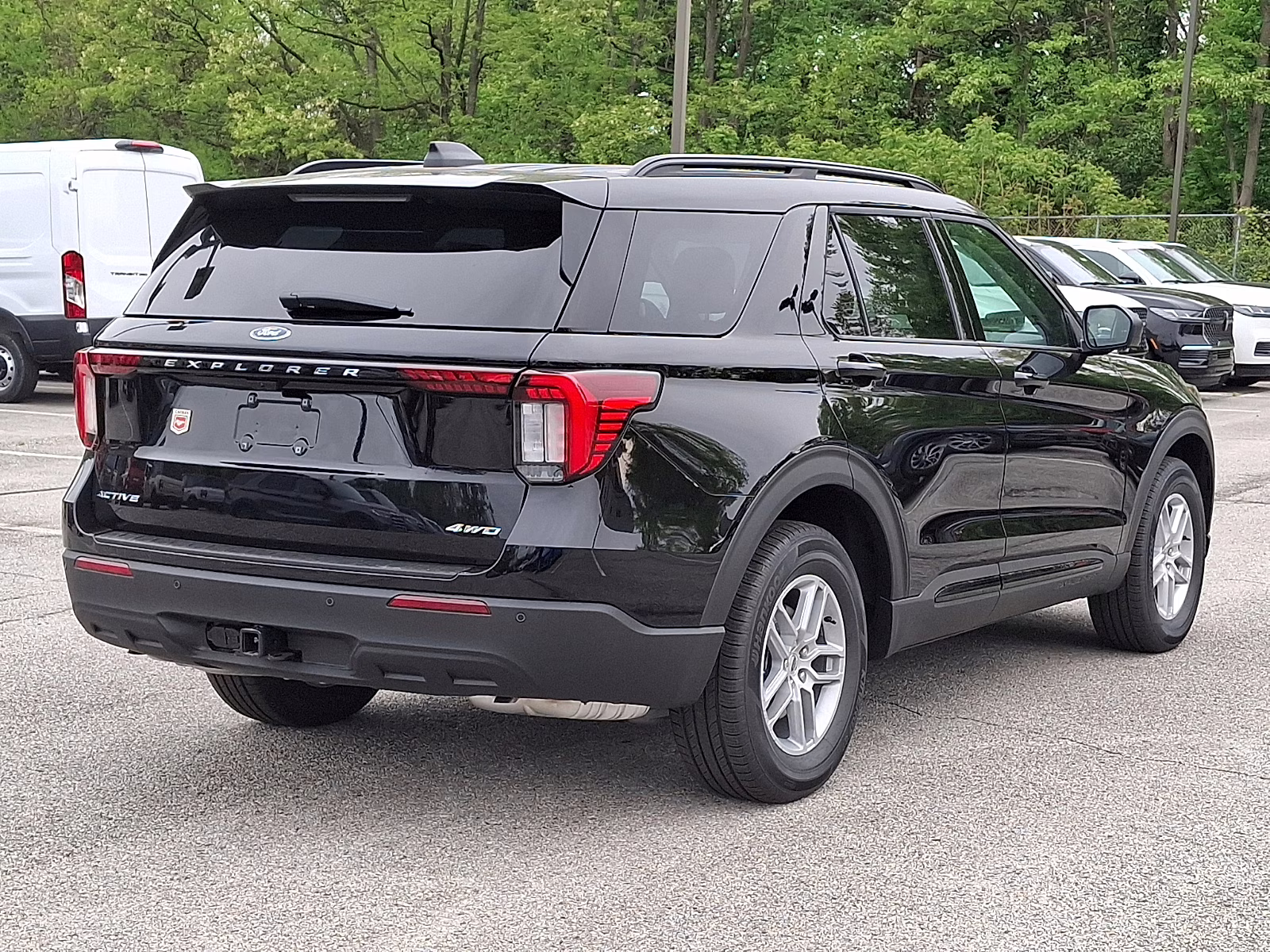 2026 Agate Black Metallic - UM Ford Explorer Active 4X4