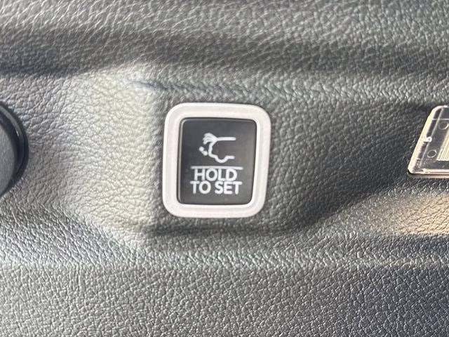 2024 Rocky Mountain Pearlcoat Jeep Grand Cherokee L Limited 4X4 SUV