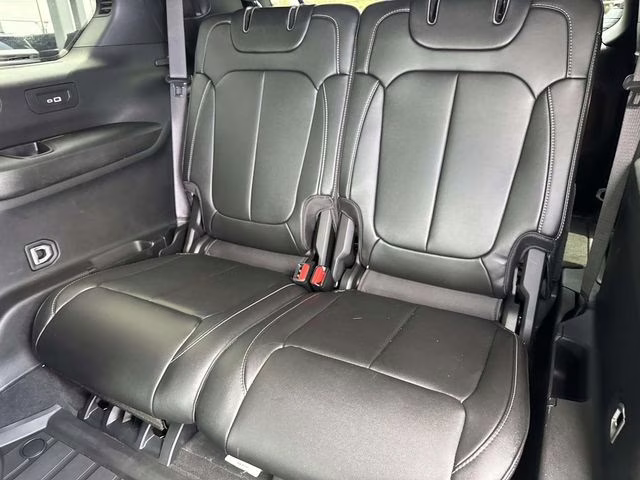 2024 Rocky Mountain Pearlcoat Jeep Grand Cherokee L Limited 4X4 SUV