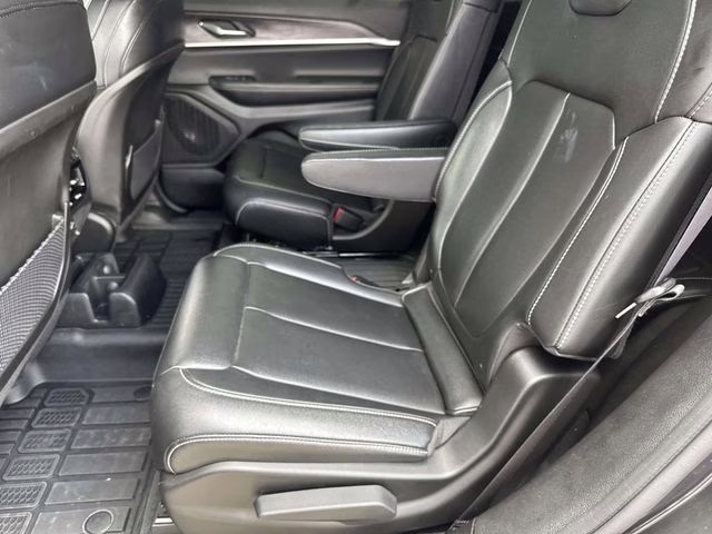 2024 Rocky Mountain Pearlcoat Jeep Grand Cherokee L Limited 4X4 SUV