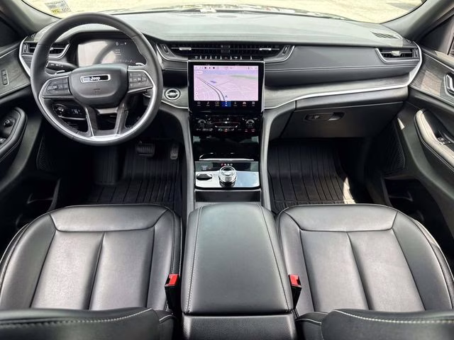 2024 Rocky Mountain Pearlcoat Jeep Grand Cherokee L Limited 4X4 SUV