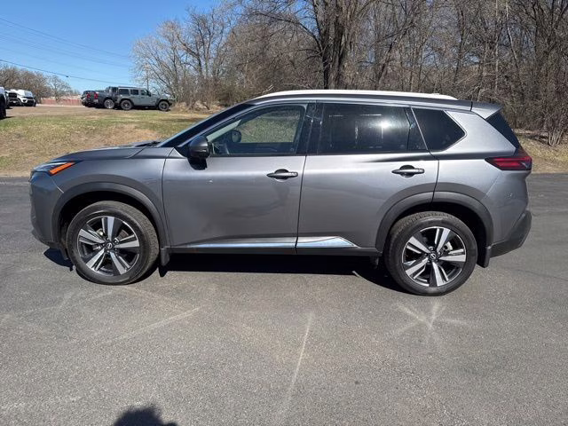 2023 Gun Metallic Nissan Rogue SL AWD SUV