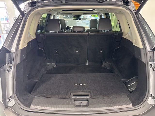 2023 Gun Metallic Nissan Rogue SL AWD SUV