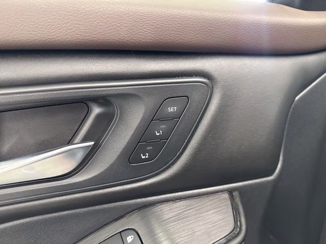 2023 Gun Metallic Nissan Rogue SL AWD SUV