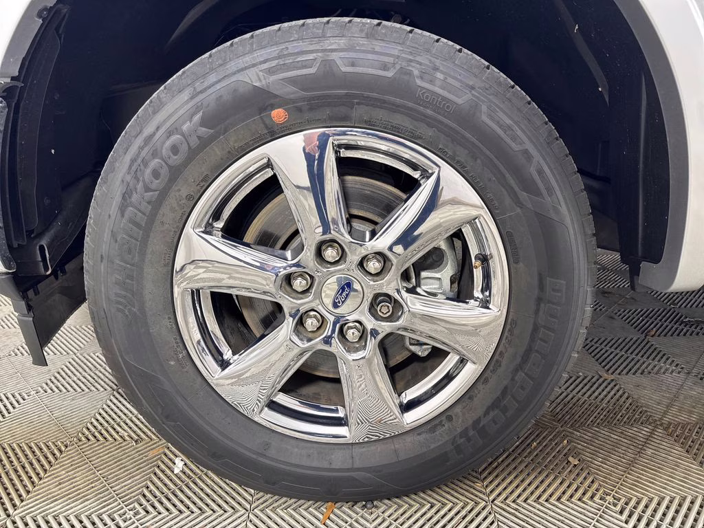 2019 Ingot Silver Ford F-150 Lariat RWD Truck