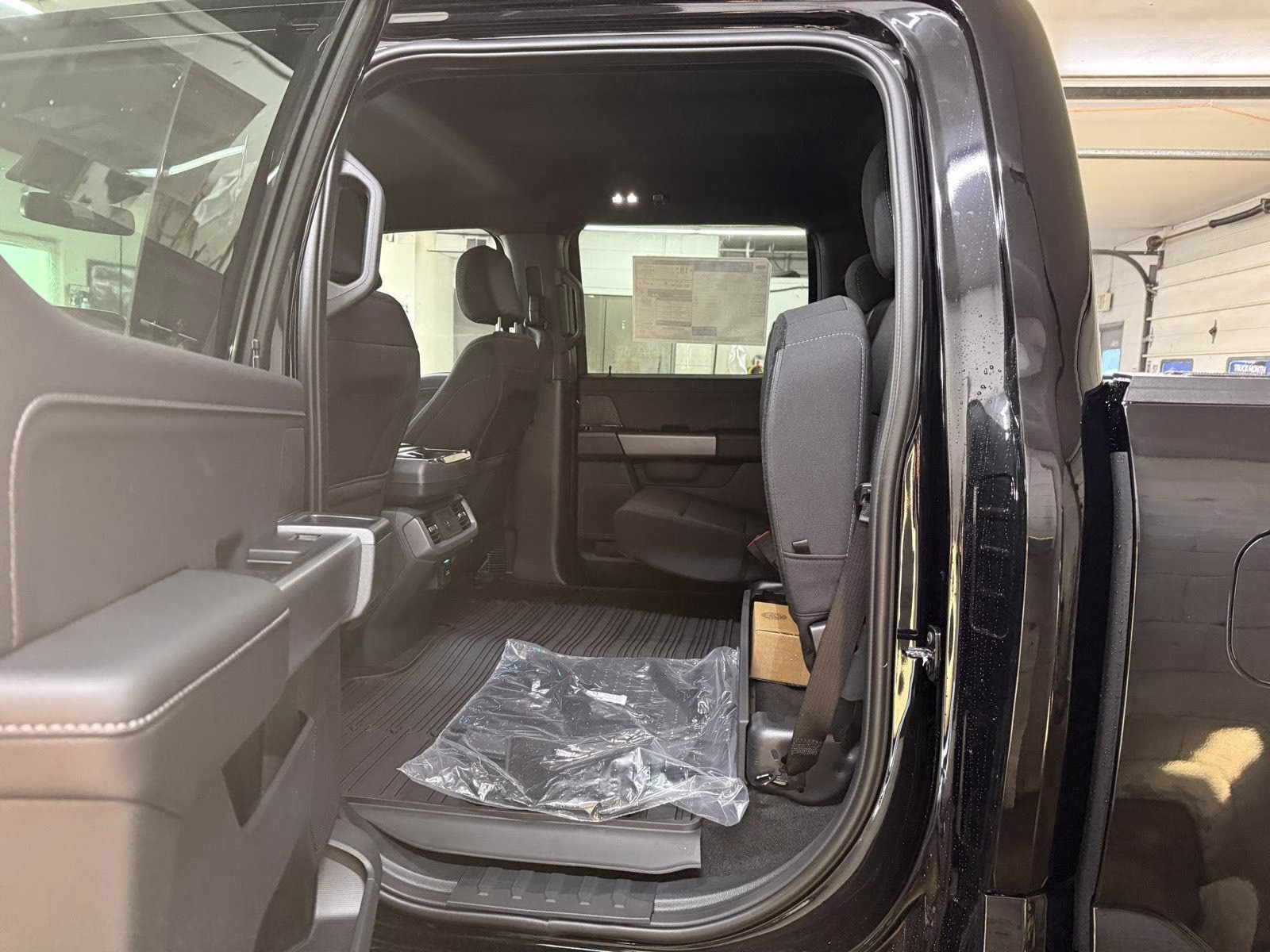 2026 Agate Black Metallic Ford F-150 XLT 4X4 Truck