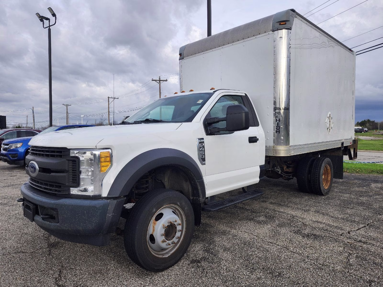 2017 Oxford White Ford Super Duty F-450 DRW XL RWD Truck