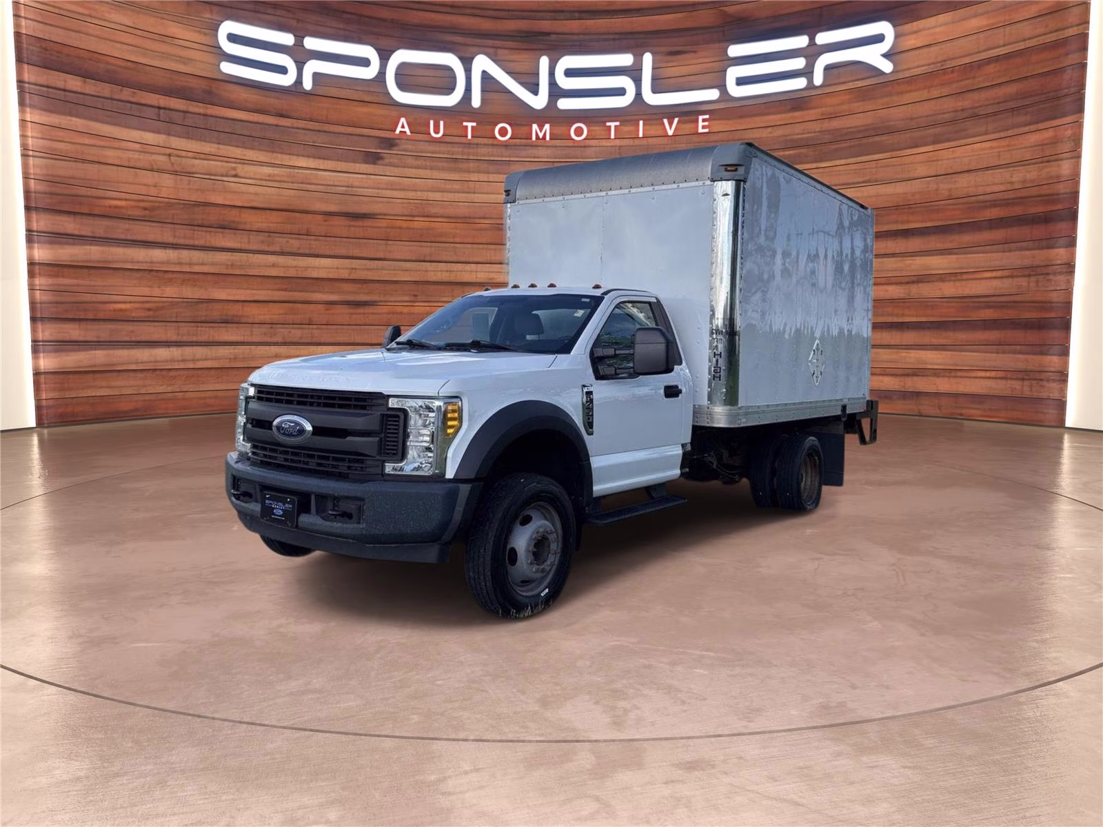 2017 Oxford White Ford Super Duty F-450 DRW XL RWD Truck