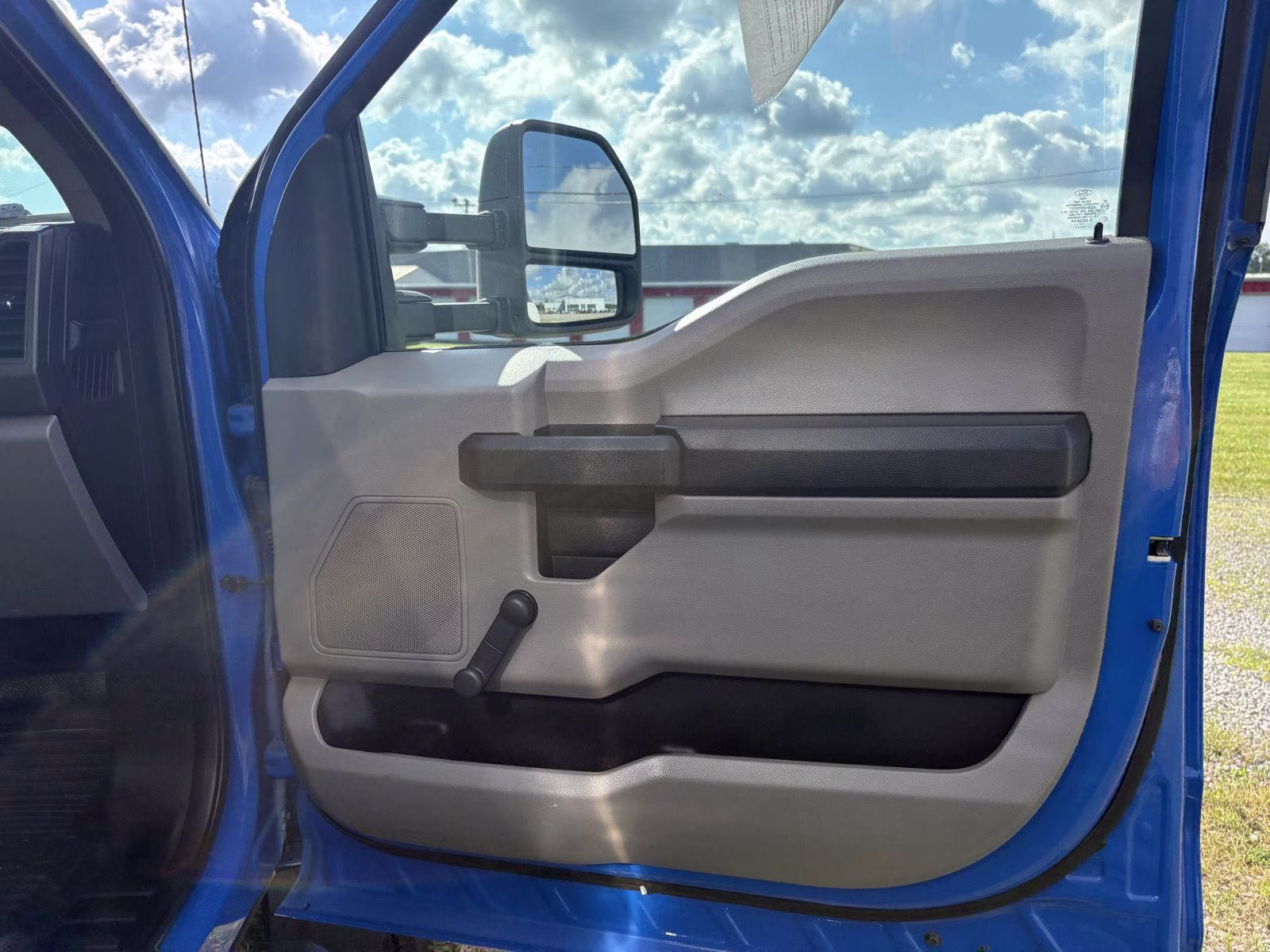 2017 Oxford White Ford Super Duty F-450 DRW XL RWD Truck