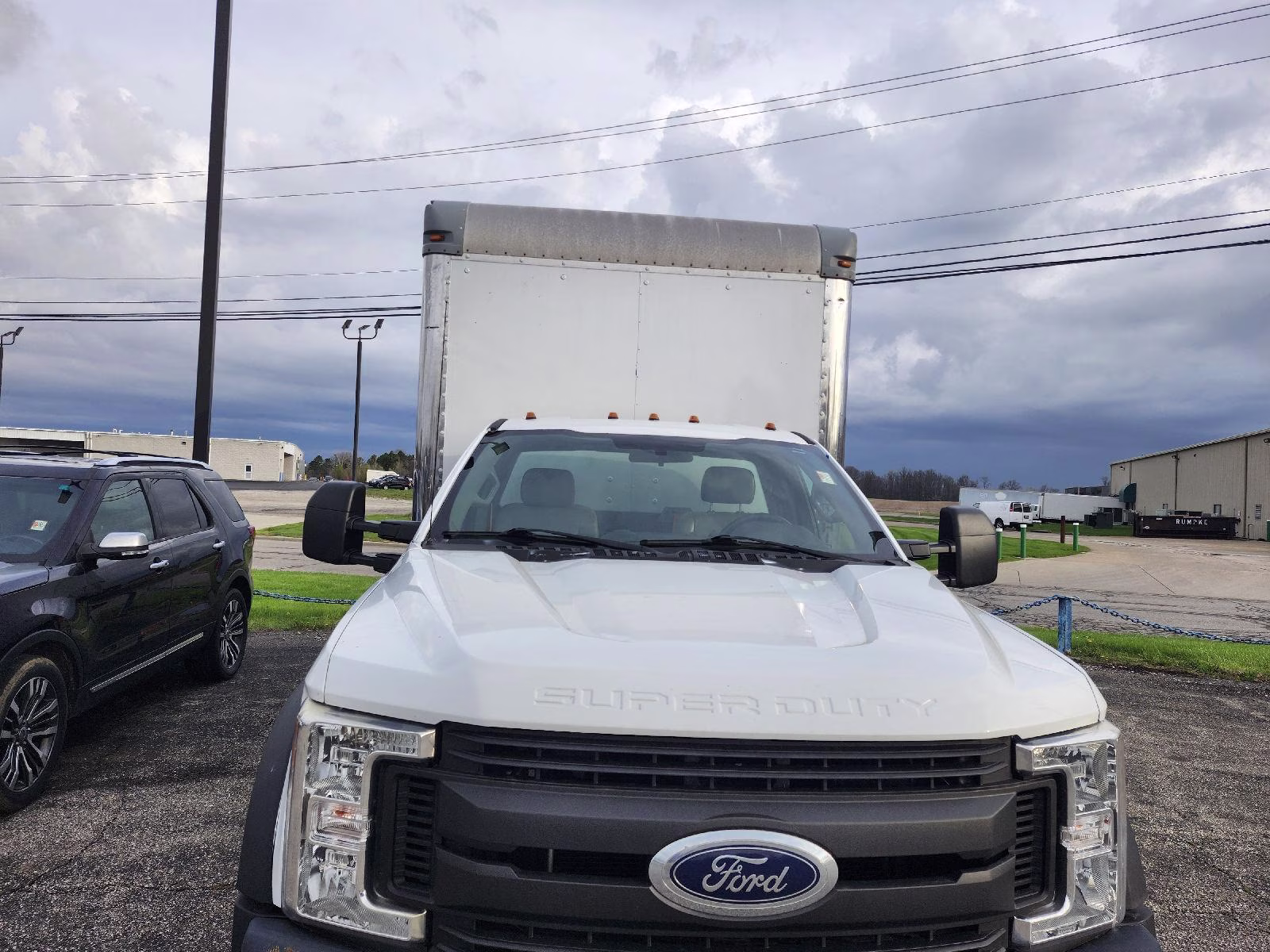 2017 Oxford White Ford Super Duty F-450 DRW XL RWD Truck