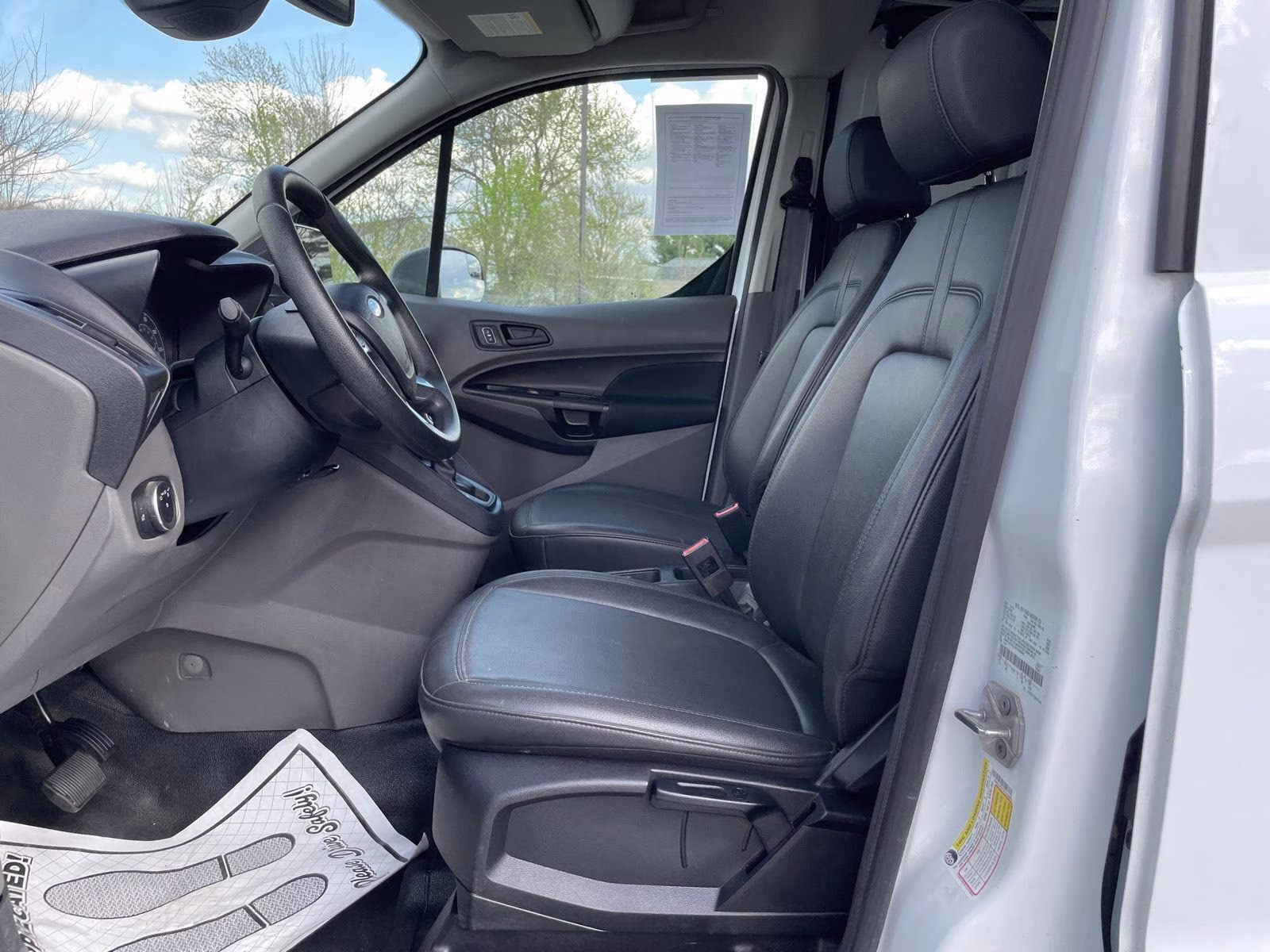 2022 Frozen White Ford Transit Connect Van XL FWD Van