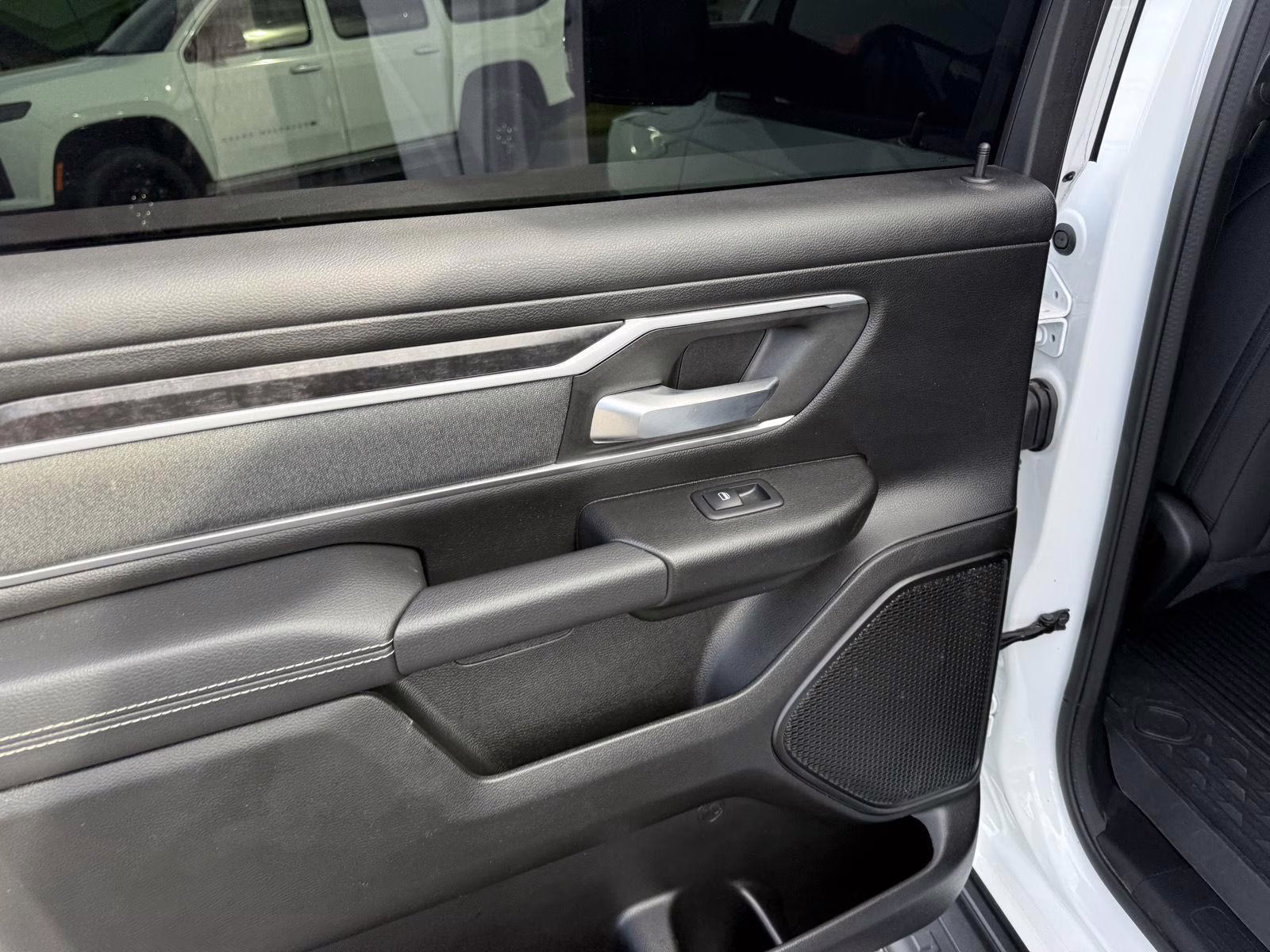 2023 Bright White Clearcoat Ram 1500 Big Horn 4X4 Truck