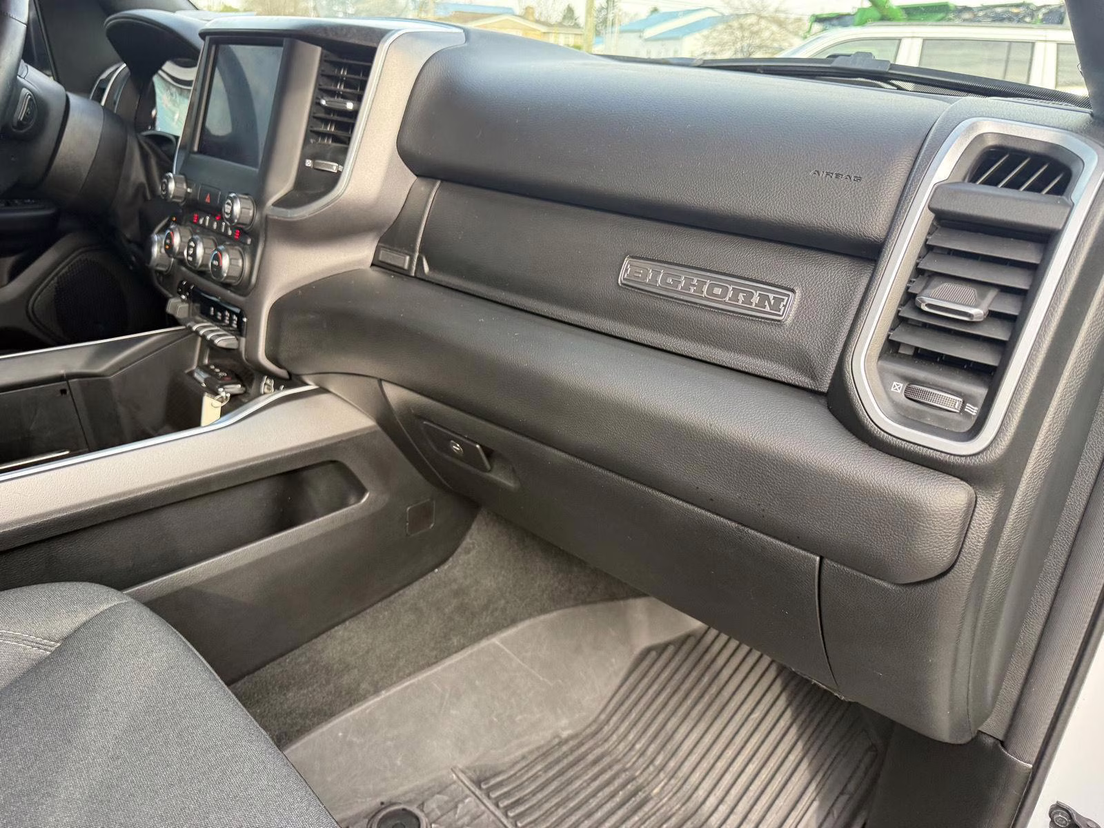 2023 Bright White Clearcoat Ram 1500 Big Horn 4X4 Truck