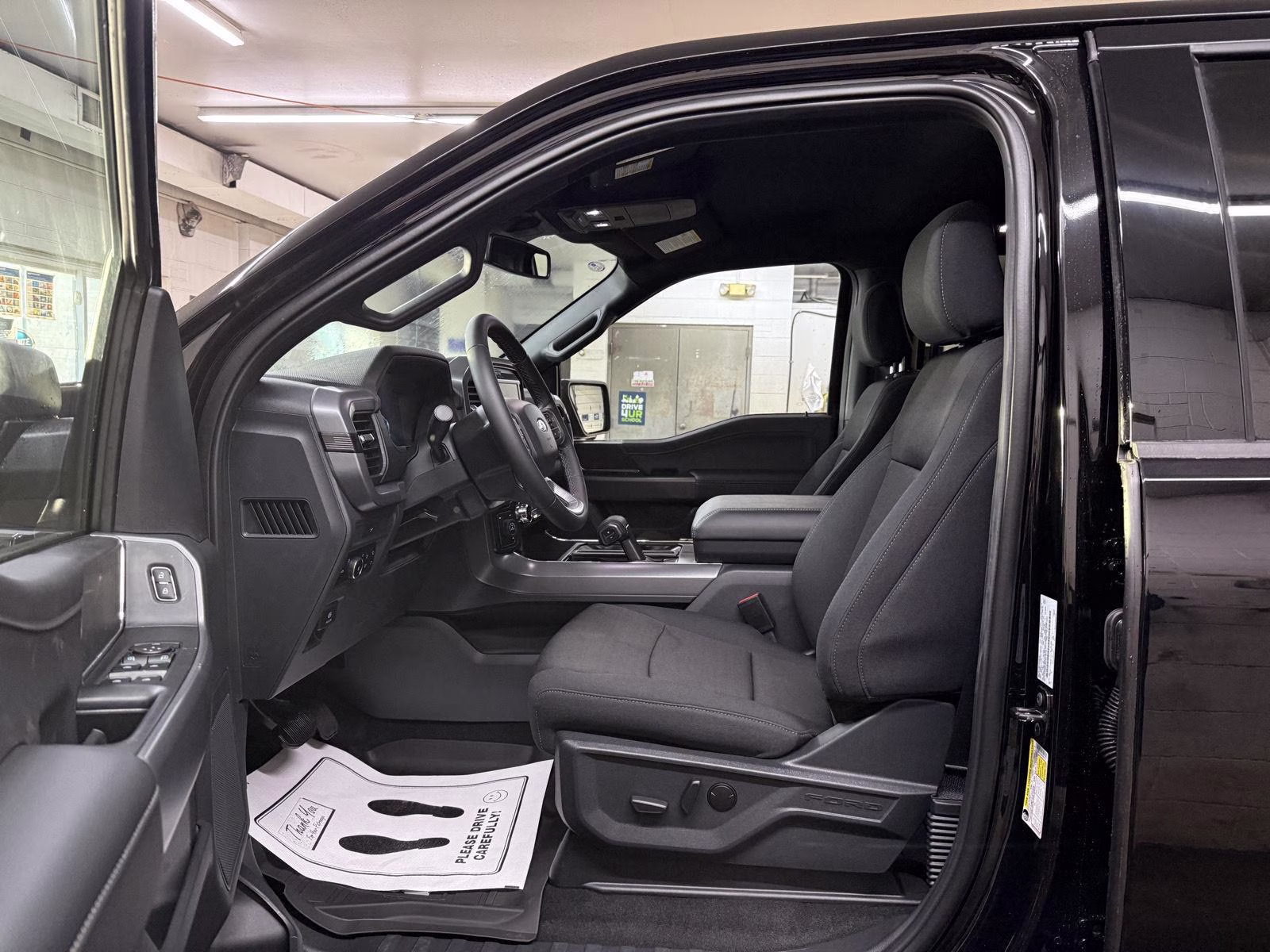 2026 Agate Black Metallic Ford F-150 XLT 4X4 Truck