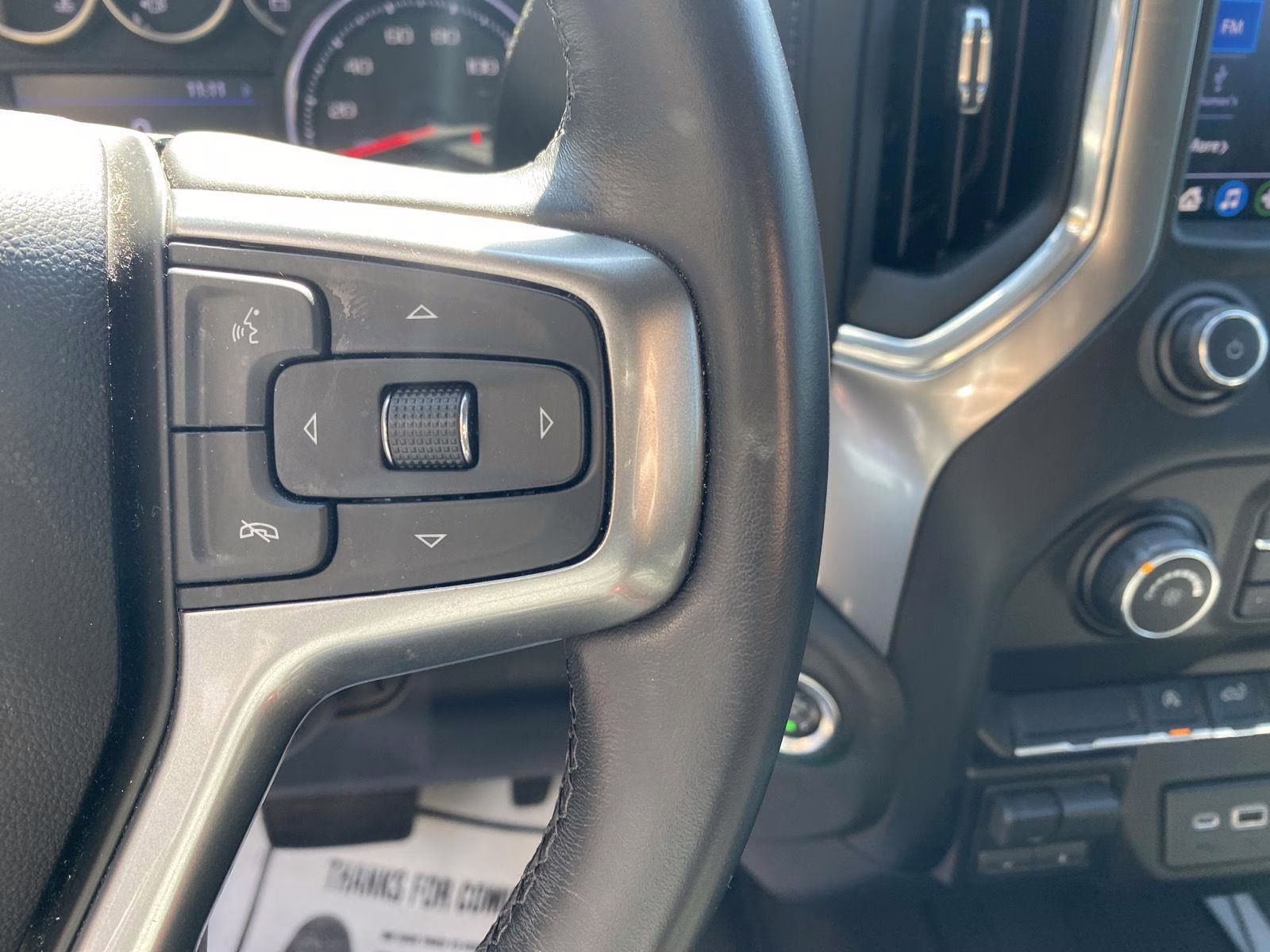 2019 Silver Ice Metallic Chevrolet Silverado 1500 LT Trail Boss 4X4 Truck