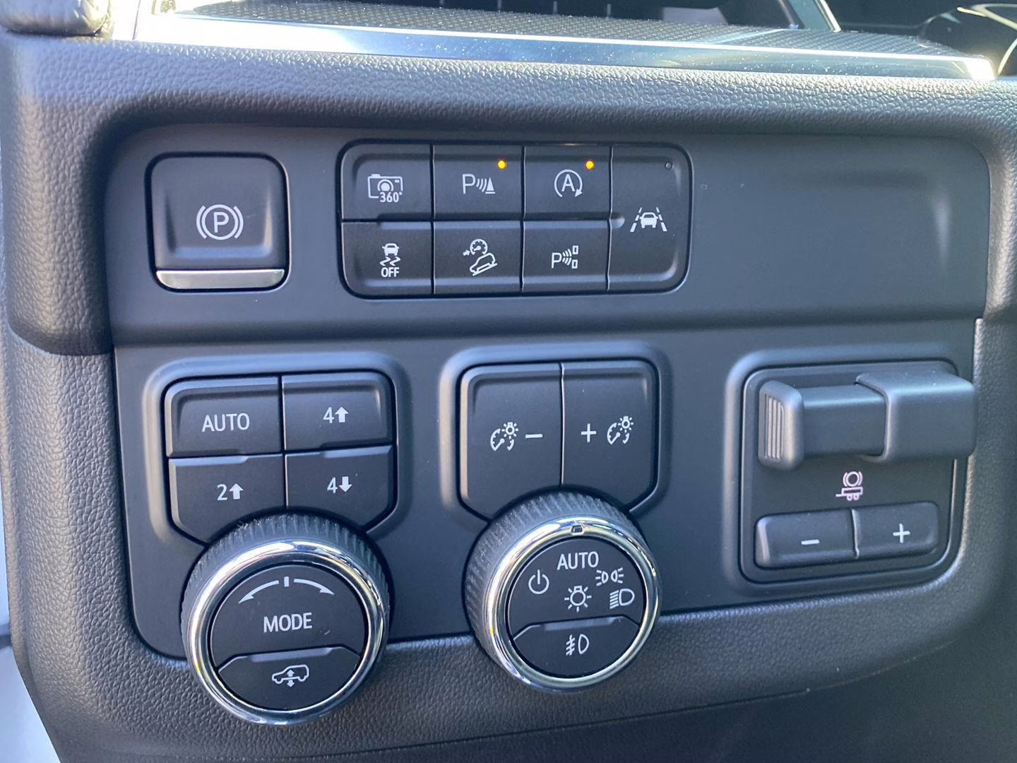 2025 Iridescent Pearl Tricoat Chevrolet Tahoe RST 4X4 SUV