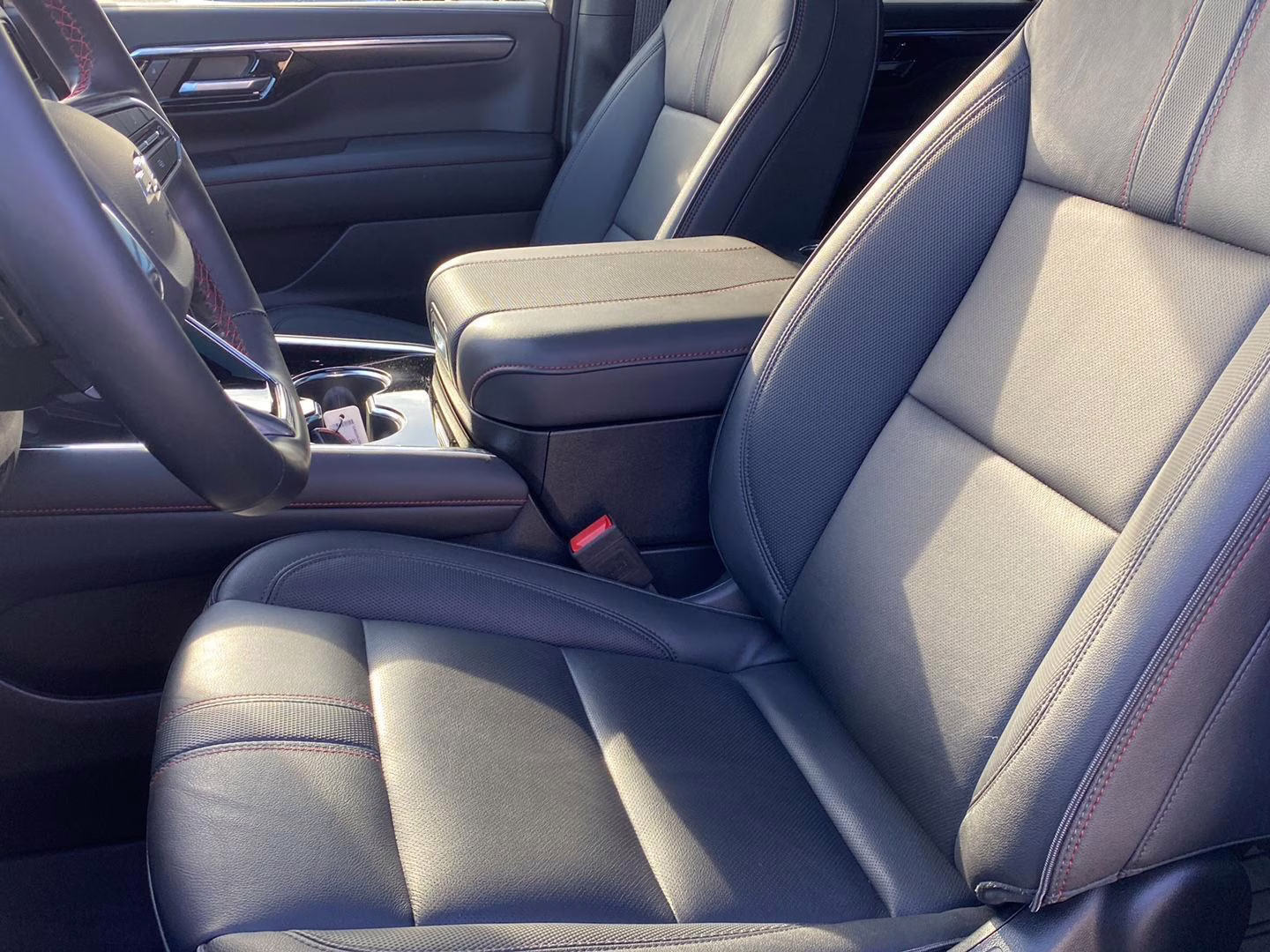 2025 Iridescent Pearl Tricoat Chevrolet Tahoe RST 4X4 SUV