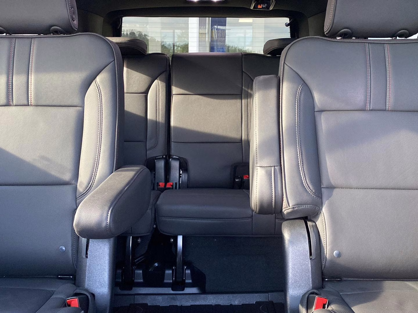 2025 Iridescent Pearl Tricoat Chevrolet Tahoe RST 4X4 SUV