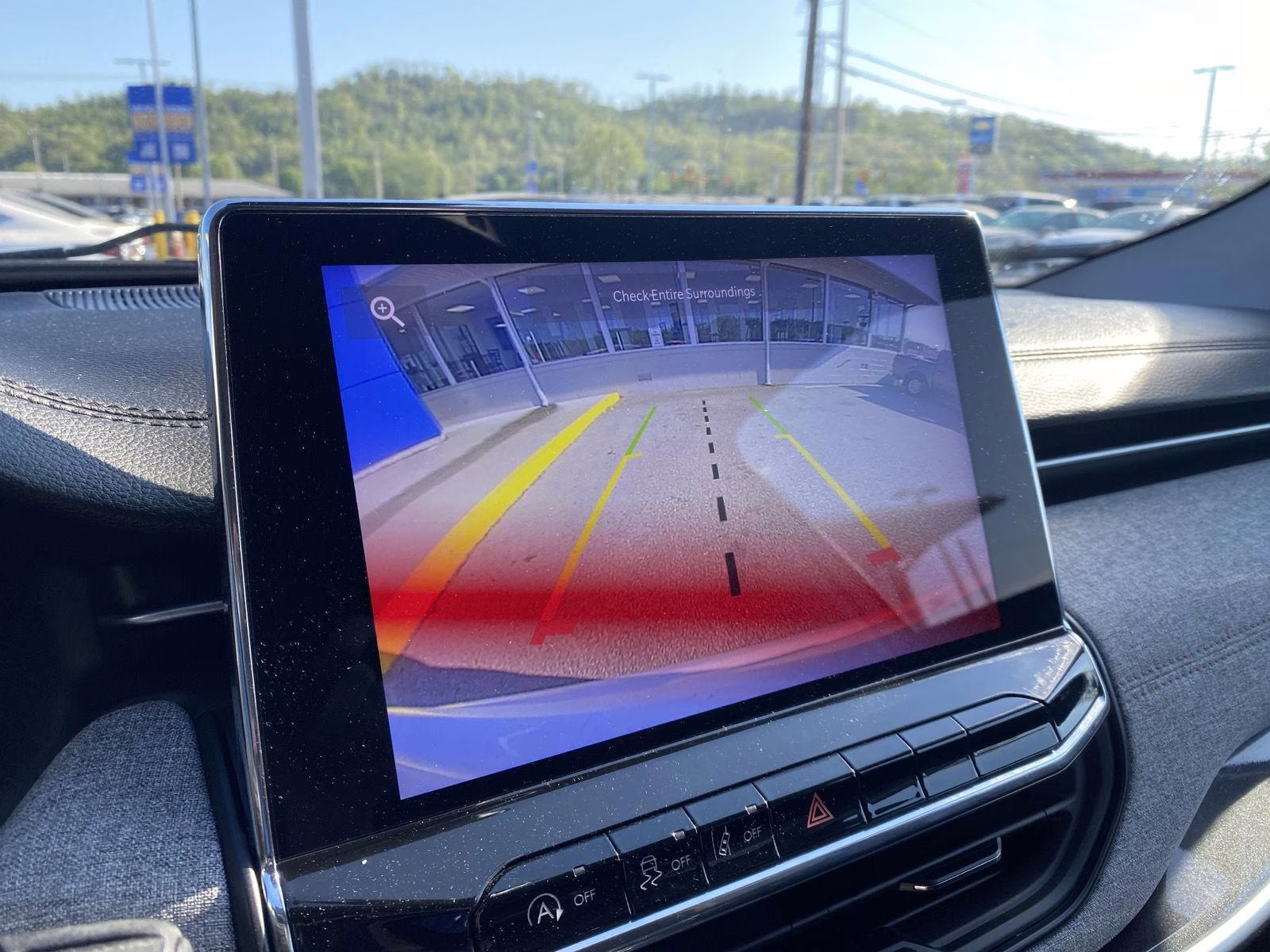 2022 Bright White Clearcoat Jeep Compass Latitude Lux 4X4 SUV
