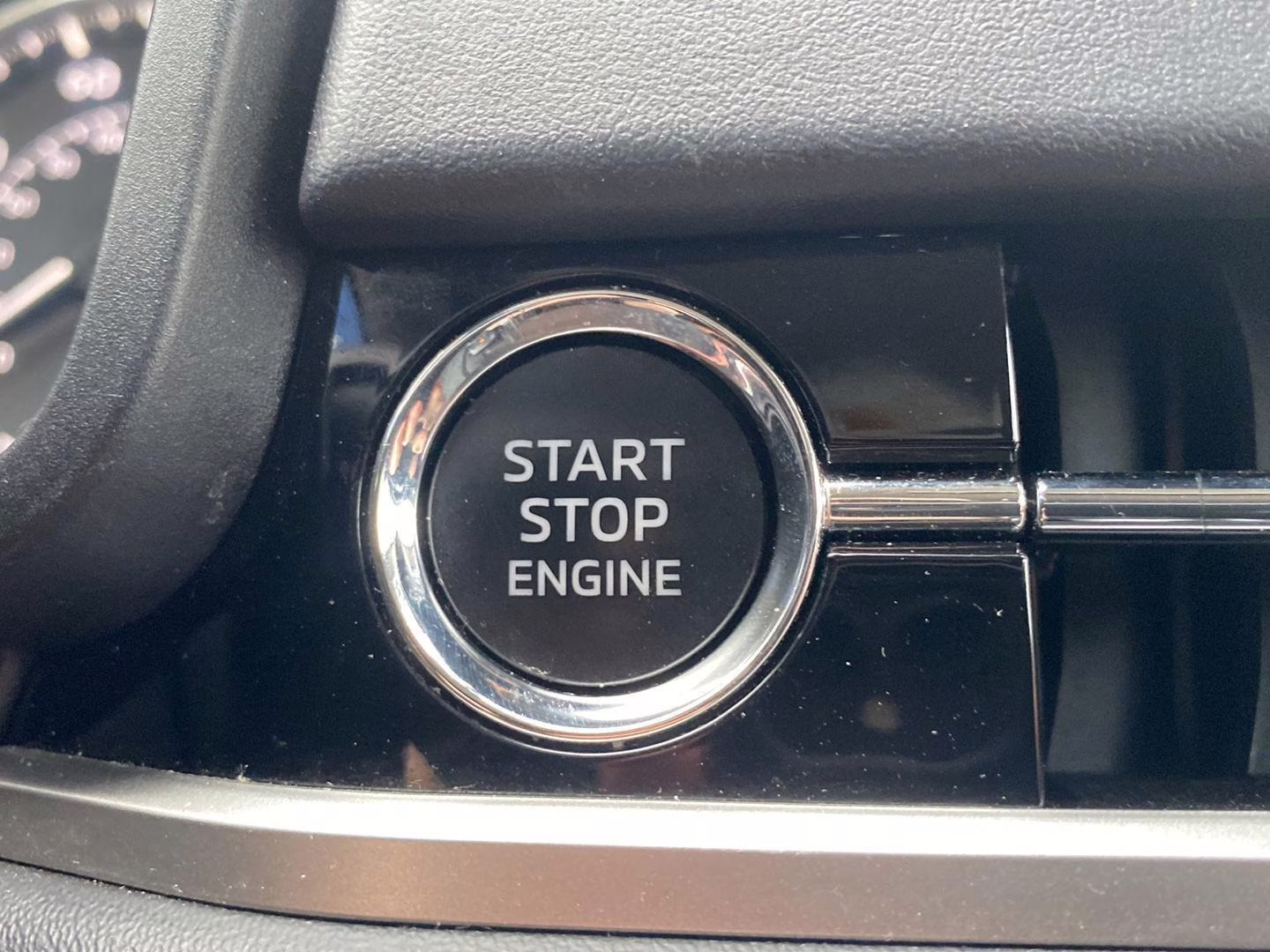 2024 Mitsubishi Outlander SE AWD SUV