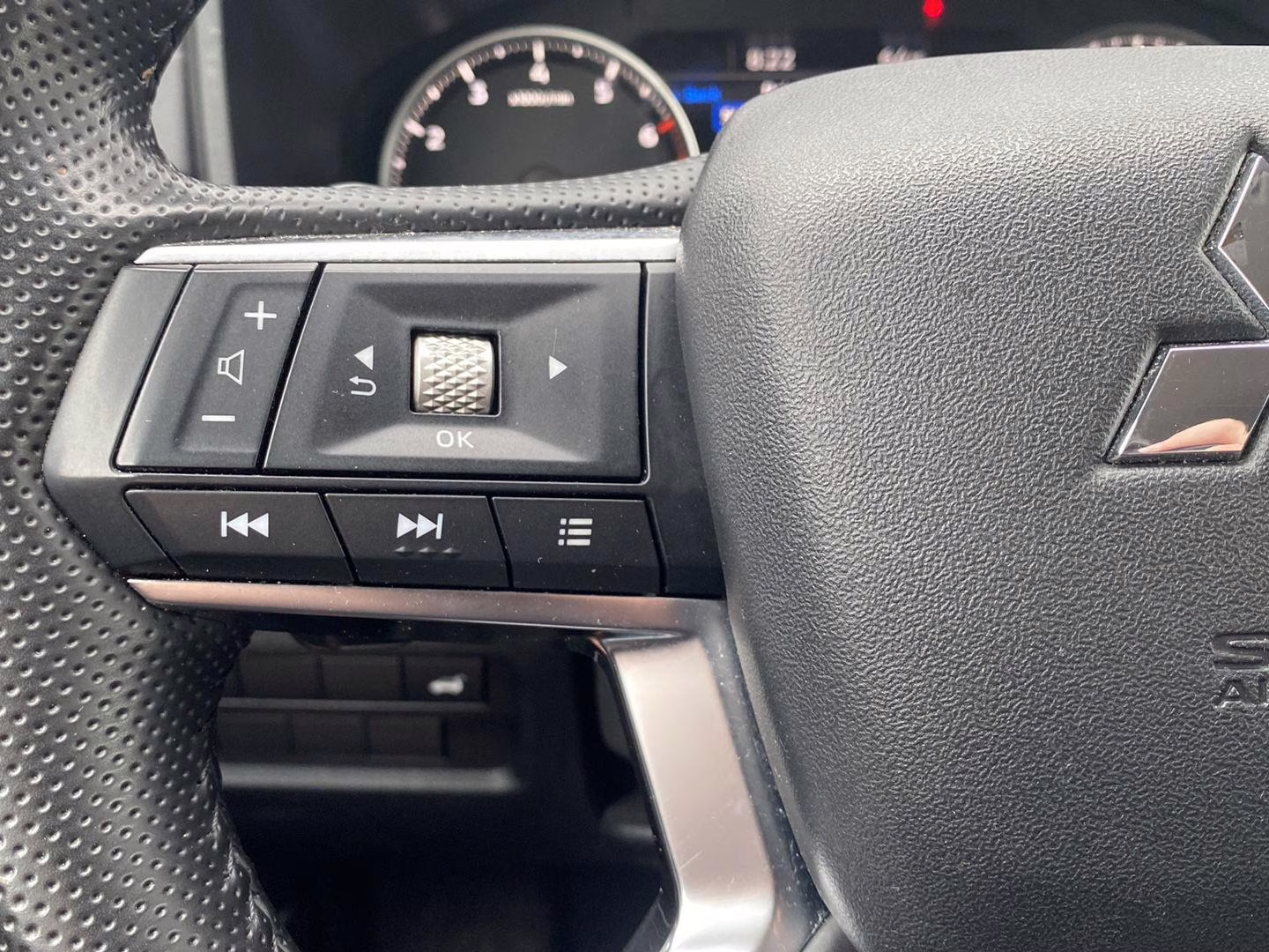 2024 Mitsubishi Outlander SE AWD SUV