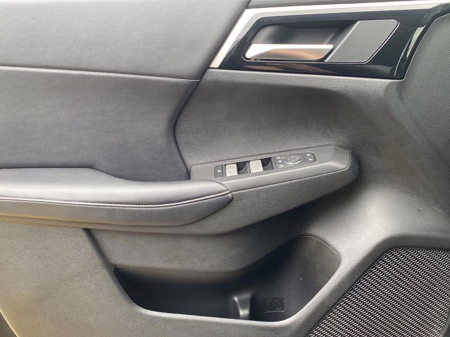 2024 Mitsubishi Outlander SE AWD SUV