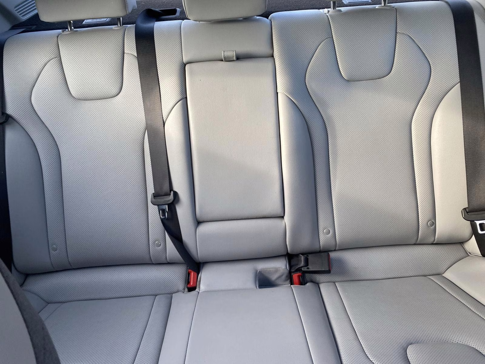 2024 Abyss Black Hyundai Elantra Limited FWD Sedan